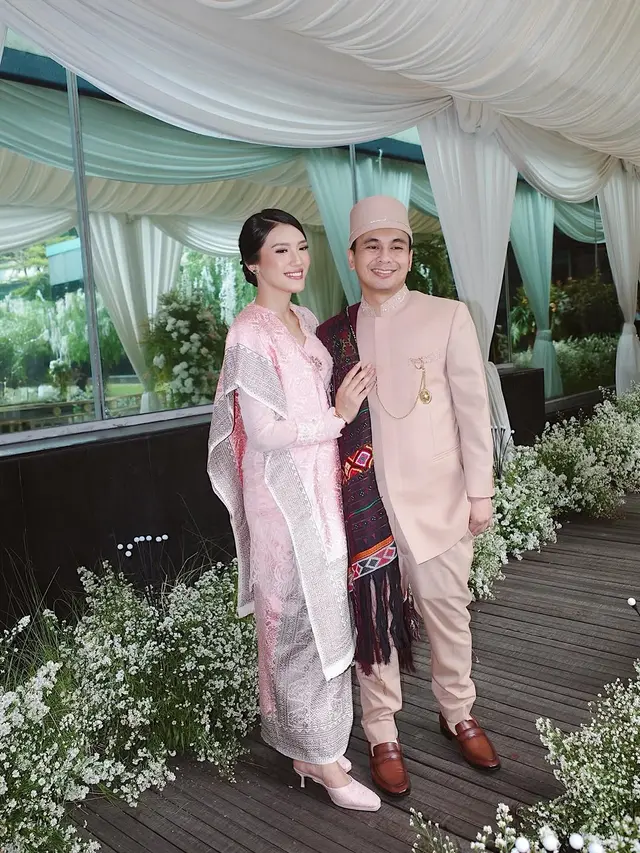 Momen Pernikahan Adik Raditya Dika