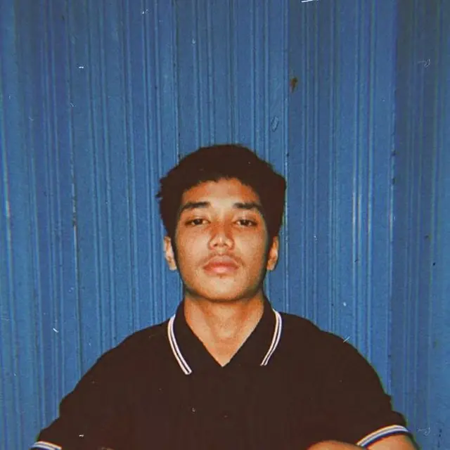 Suaranya Disebut Mirip Jefri Nichol, Ini 6 Potret Faisal Pria yang Viral di TikTok