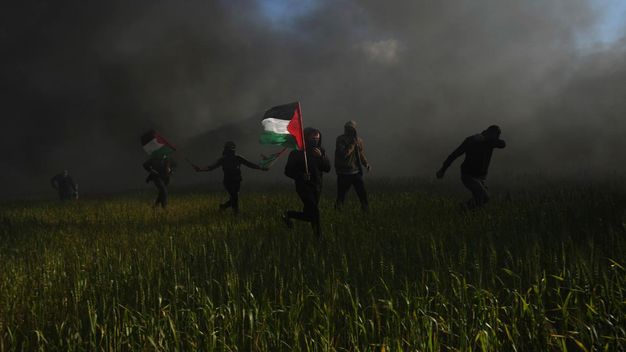 Protes Warga Palestina Pascaserangan Militer Israel ke Kota Nablus