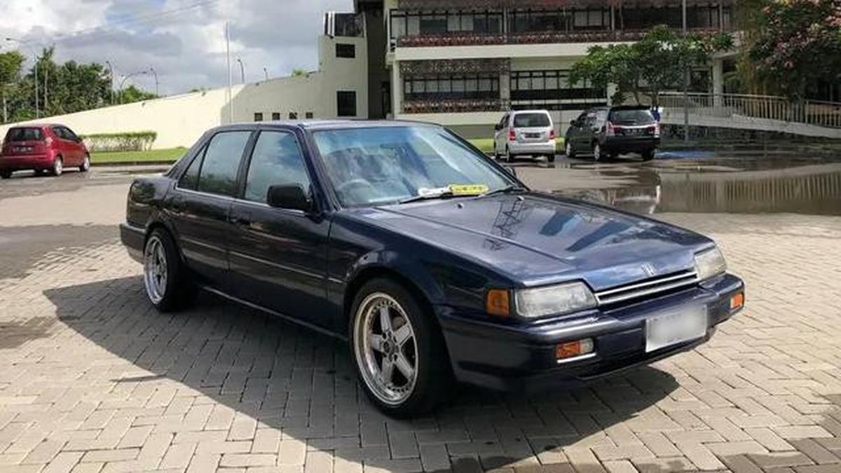 Honda Accord Prestige 2.0 (source: instagram.com/carsgarage.id)