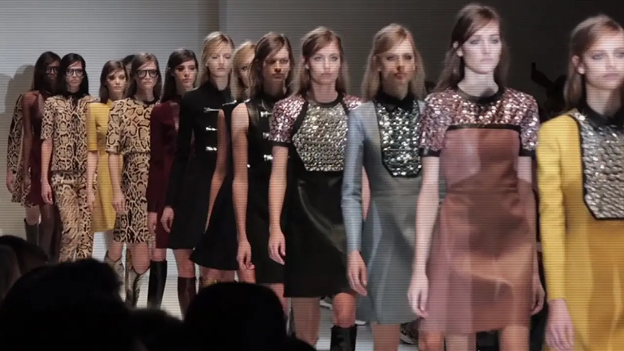 New York Fashion Week Usai, London Fashion Week Dimulai