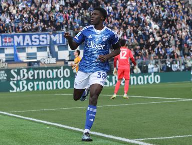 Como tampil impresif dan pesta gol atas tim tamu Pisa 5-0 dalam lanjutan Serie A Liga Italia, Minggu (22/3/2026). (Antonio Saia/LaPresse via AP)