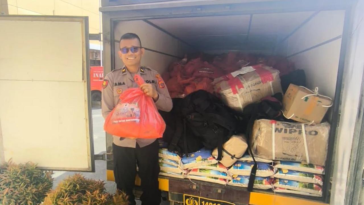 Mabes Polri Kirim 800 Bingkisan Natal ke Tapteng