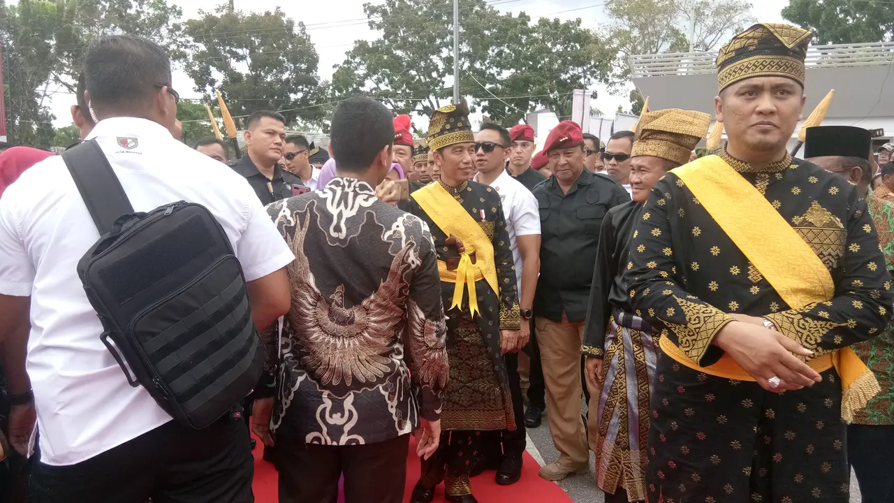 Jokowi Hadiri Festival Budaya di Pekanbaru