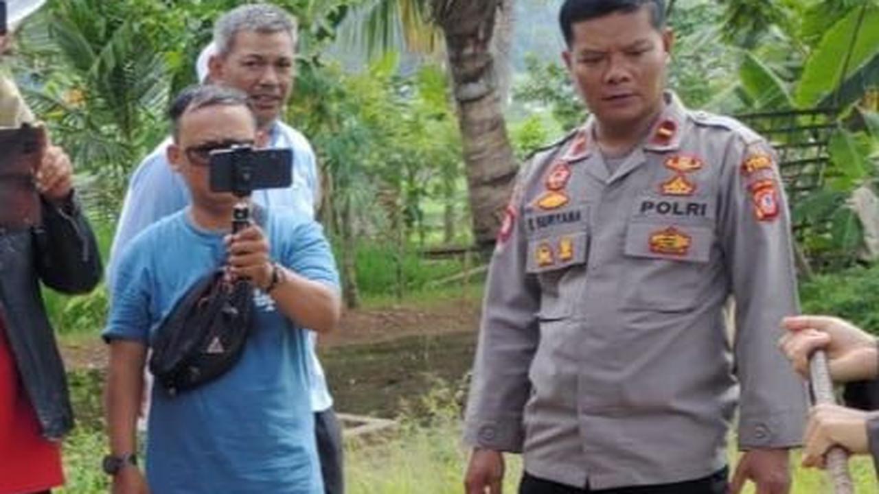 Sempat Tutup Akses Jalan karena Kecewa Hasil Pemilu, Caleg Gerindra Minta Maaf & Bongkar Tembok