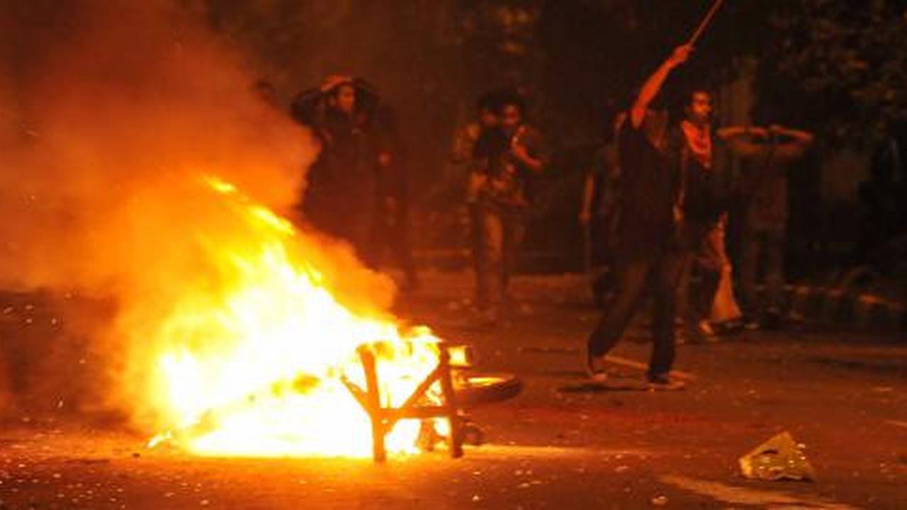 Ratna Sarumpaet minta polisi bebaskan mahasiswa