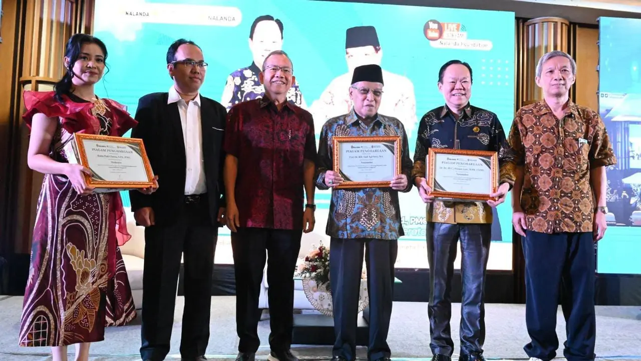 Ketua Umum Pengurus Nahdlatul Ulama (PBNU) 2010-2021, Prof KH Said Aqil Siroj (ketiga dari kanan) (Istimewa)