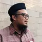 Dai Nasional bersertifikasi MUI Ustaz Dr. Zulkarnain Muhammad Ali, SE., MSi., Ph.D. soal fatwa pemeriksaan gigi saat puasa. Bandung (20/3/2024). Foto: Liputan6.com/Ade Nasihudin.