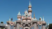 Kastil Sleeping Beuaty di Disneyland Anaheim, California. (Creative Commons)