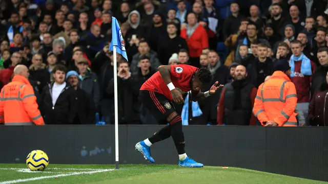 MU Bungkam Manchester City 2-1 di Etihad Stadium