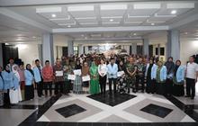 Wali Kota Singkawang Salurkan Insentif Guru Ngaji, Apresiasi Dedikasi Pembina Keagamaan