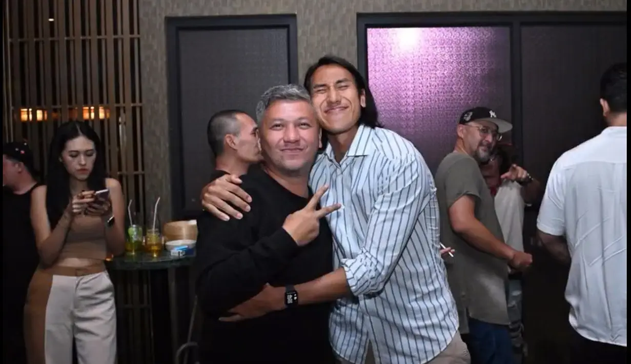 <p>"Happy Birthday @gadiiing ke 41, moga selalu sukses, tambah takut ama Tuhan, menemukan jodoh, makin sehat, makmur, bernasib baik and selalu beruntung dalam kehidupan. Amin," tulis Maia. [Instagram/gadiiing]</p>