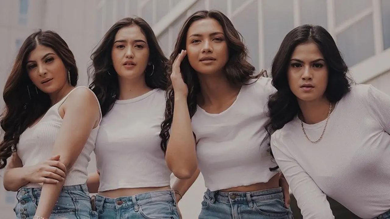 8 Potret Ranty Maria dengan Geng SRAH, Kompak hingga Liburan Bersama