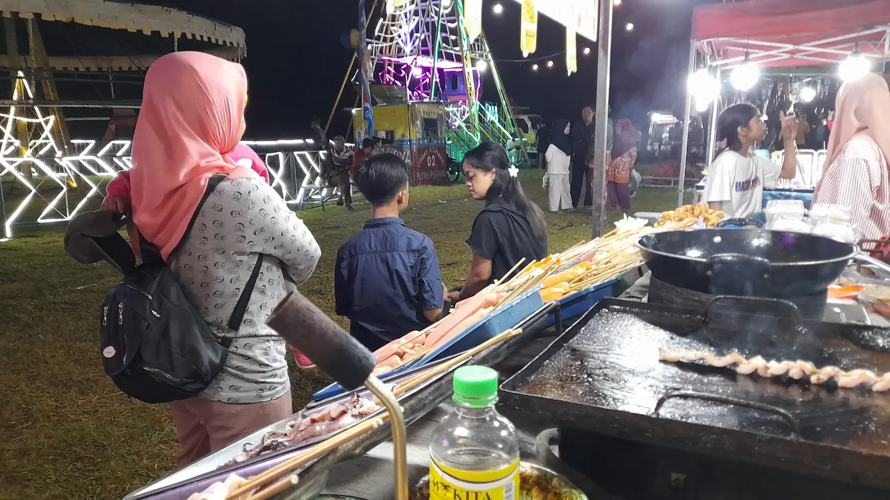 Pasar Malam Banjarejo, Kapanewon Tanjungsari, Kabupaten Gunungkidul.