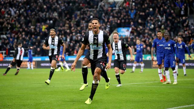 Newcastle United Tumbangkan Chelsea di Kandang