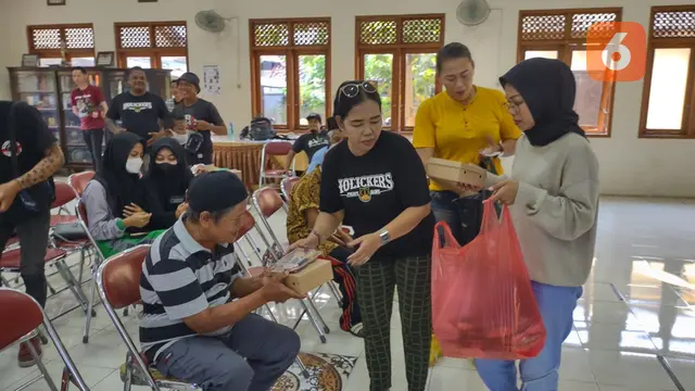 Ketika Suporter Absen Nonton Bola Menunggu Usut Tuntas Tragedi Kanjuruhan
