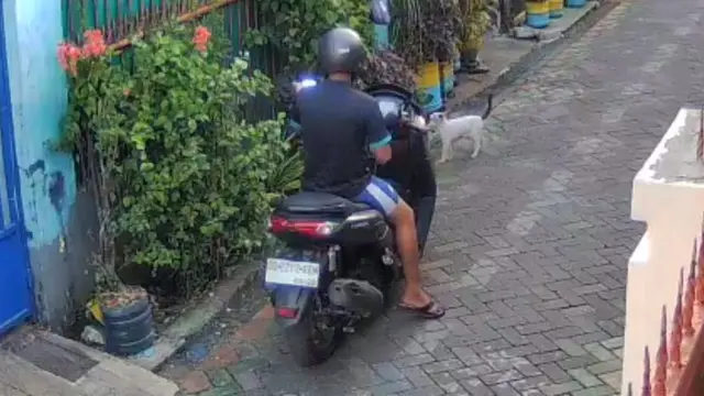 tangkapan layar CCTV pria eksibisionis di Makassar