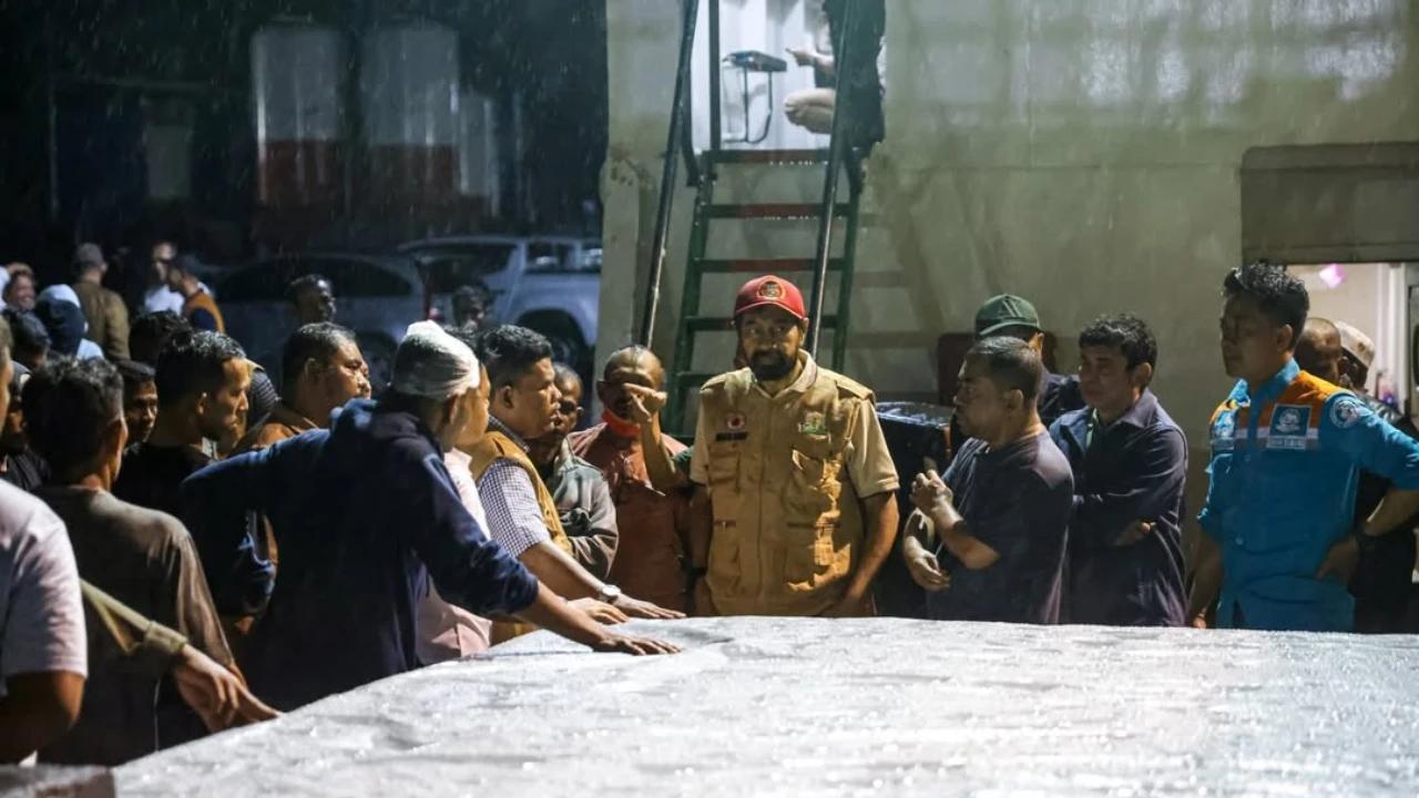 VIDEO: Mualem Heran Bantuan 80 Ton Hilang "Entah Tepat Sasaran Atau Tidak"