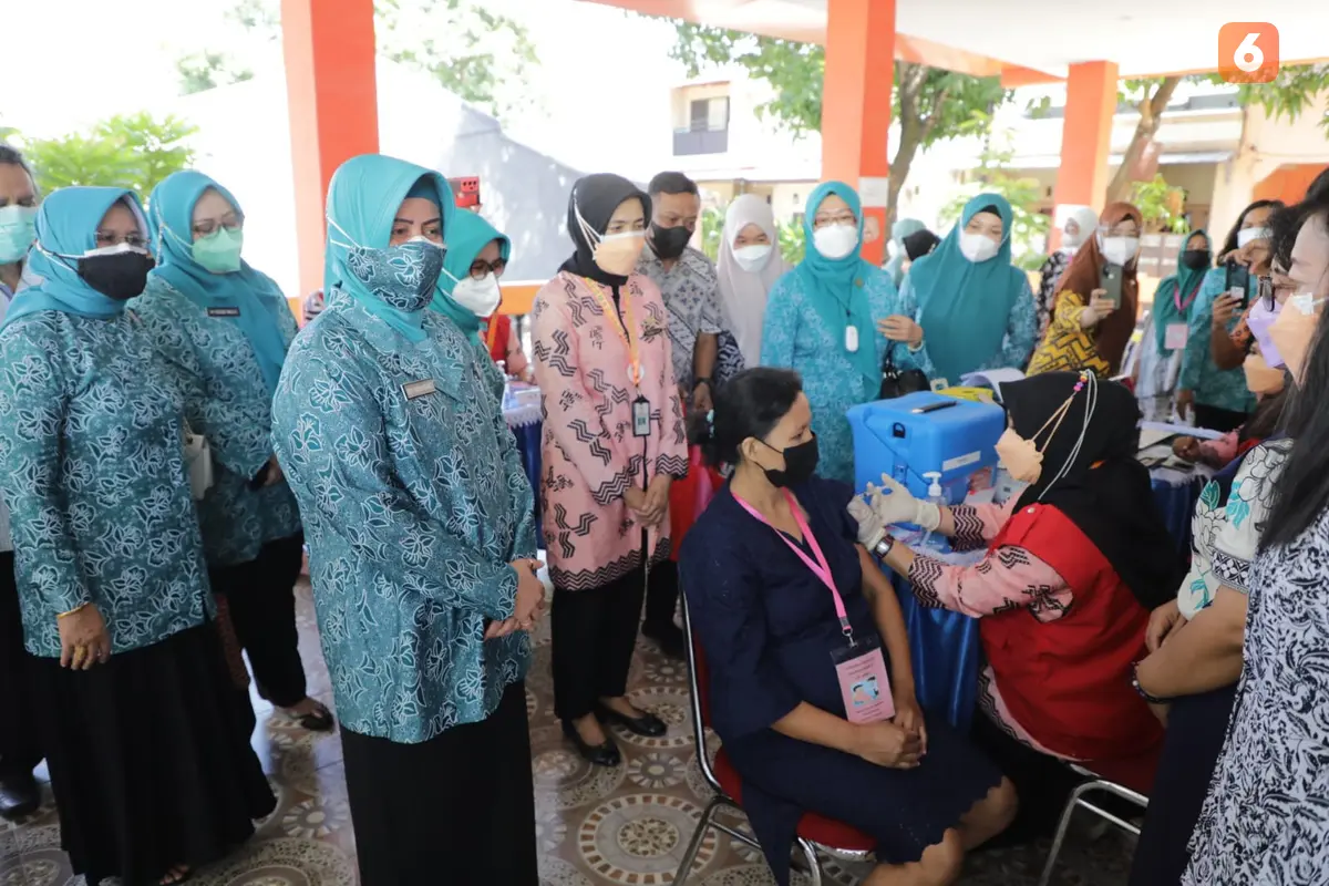 Vaksinasi ibu hamil di Makassar (Liputan6.com/Fauzan)