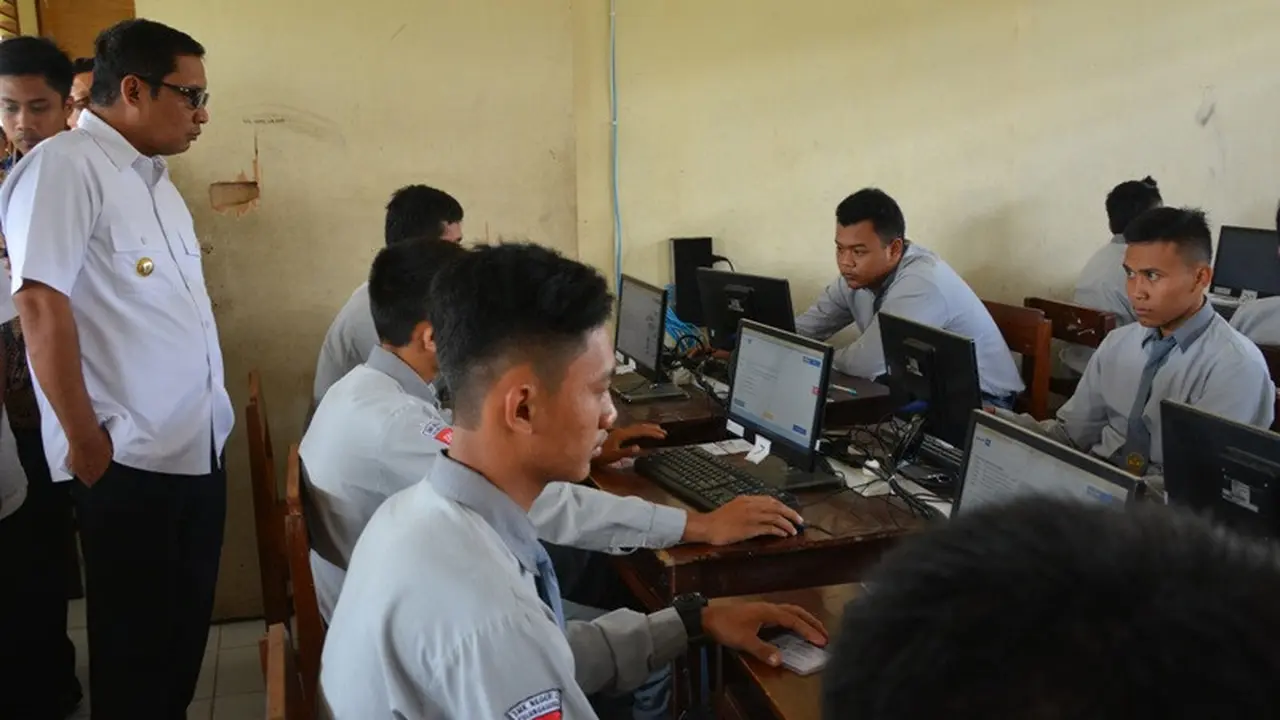 Puluhan Siswa Tulungagung Terpaksa UNBK Ujian Susulan