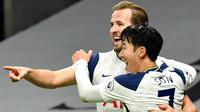 Son Heung-min dan Harry Kane - Duet terbaik saat ini dipegang oleh pasangan dari Tottenham Hotspur. Kombinasi keduanya mampu menyamai rekor sebelumnya yang dipegang oleh duet Didier Drogba dan Frank Lampard dengan total 36 gol. (AFP/Glyn Kirk)