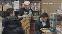 Restoran Kecil di New York Sajikan Makanan Khas Indonesia. foto: Youtube 'Munchies'