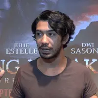 Reza Rahadian tertarik untuk bermain dalam panggung teater untuk menemukan pengalaman akting yang berbeda