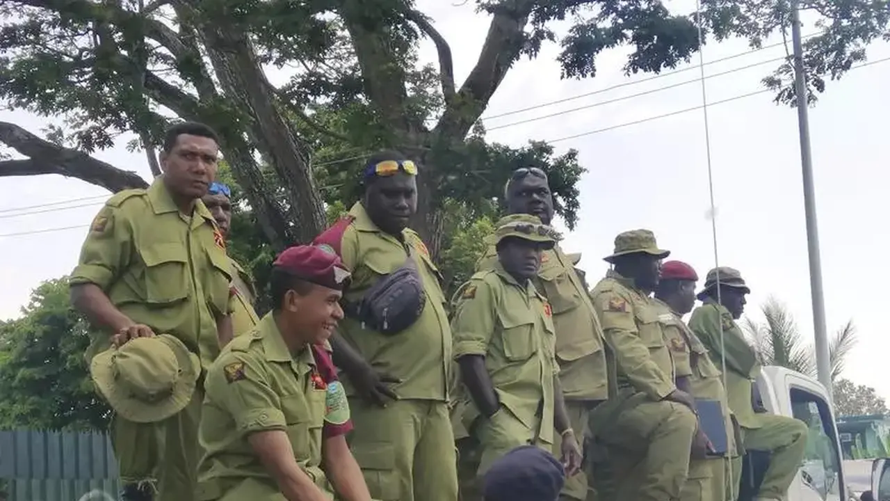 Pasukan pertahanan dan polisi telah memasuki Port Moresby Papua Nugini untuk memulihkan ketertiban setelah seharian terjadi kekerasan, penjarahan dan pemogokan. (AP) ​