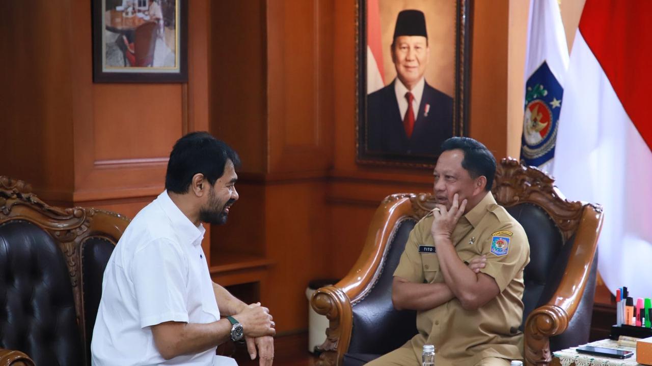 Gubernur Aceh Muzakir Manaf saat menemui Mendagri Tito Karnavian