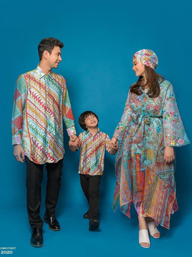 Raffi Ahmad dan Nagita Slavina. (Foto: Rio Motret dari Instagram @raffinagita1717)