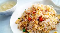 nasi goreng telur (sumber: pixabay)