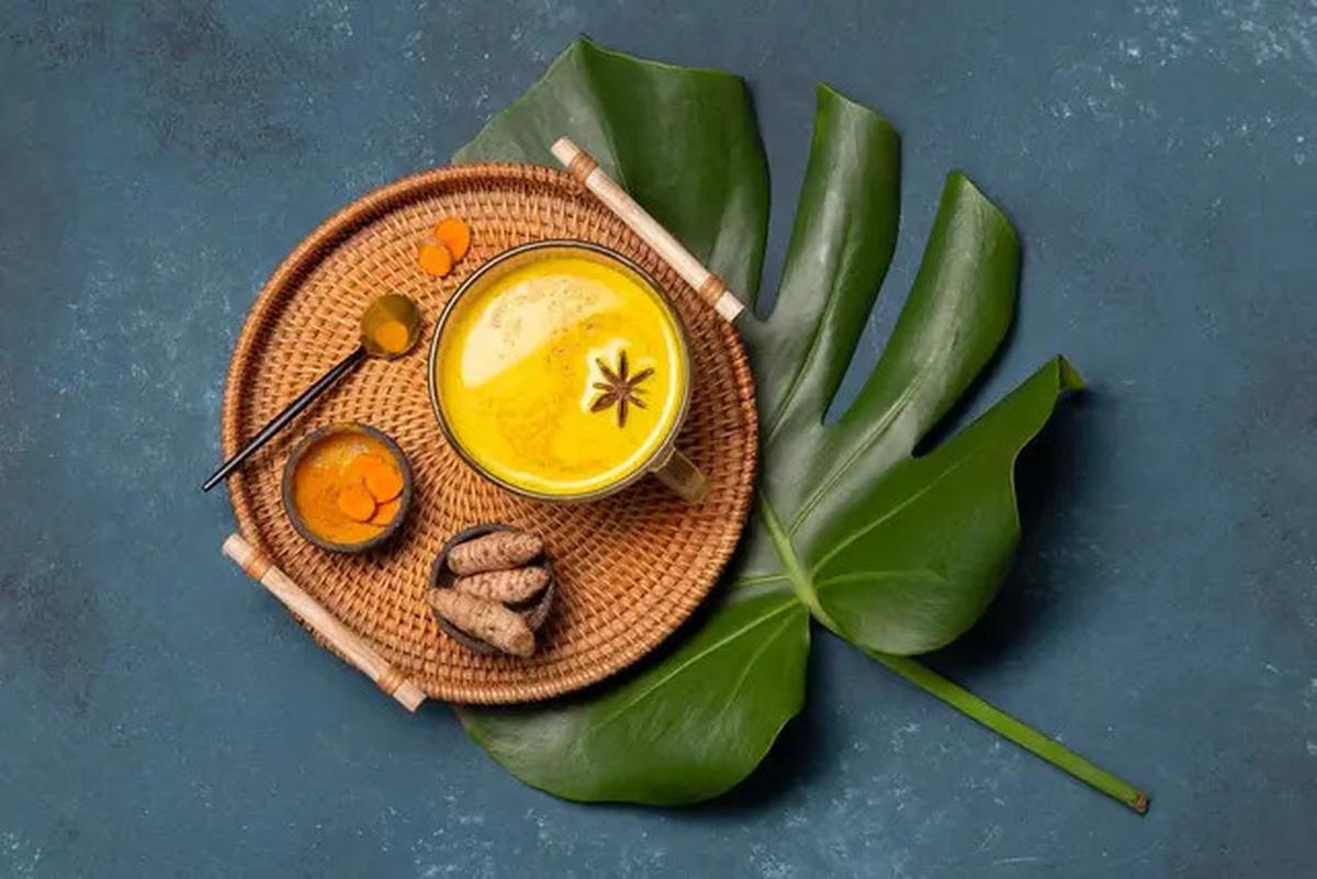 Rahasia Sehat Alami, Cara Membuat Jamu Kunyit untuk Menurunkan Kolesterol