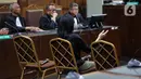Tindakan penyuapan kepada hakim PN Surabaya dilakukan Meirizka Widjaja bersama-sama penasihat hukum anaknya, Lisa Rachmat. (Liputan6.com/Angga Yuniar)