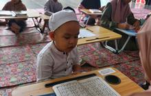 FOTO: Melihat Antusiasme Anak-Anak Mengikuti Pesantren Kilat Ramadan di RPTRA Malinjo