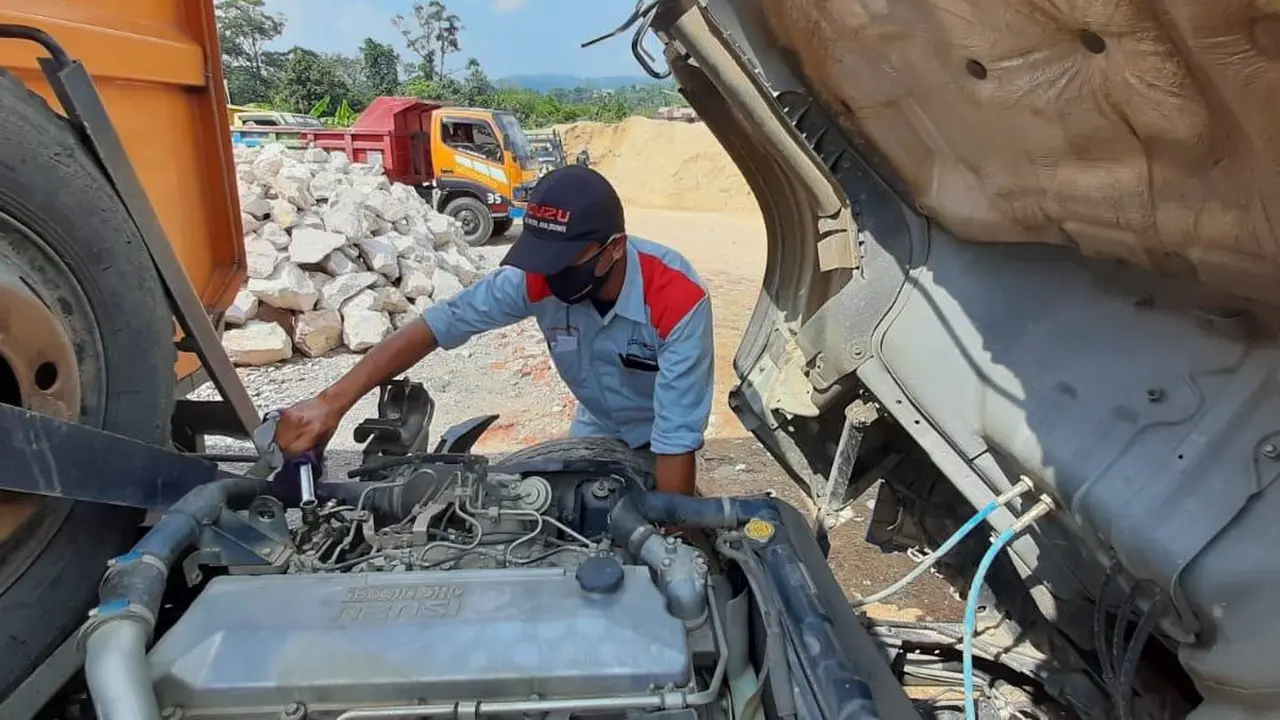 Astra Isuzu memberikan program spesial bagi pemilik kendaraan.