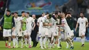 Hingga peluit dibunyikan tak ada lagi gol yang tercipta. Italia berhasil singkirkan Belgia di babak Perempatfinal Euro 2020 dan akan bertemu dengan Spanyol yang kesusahan kalahkan Swiss hingga babak adu pinalti. (Foto: AP/Pool/Philipp Guelland)