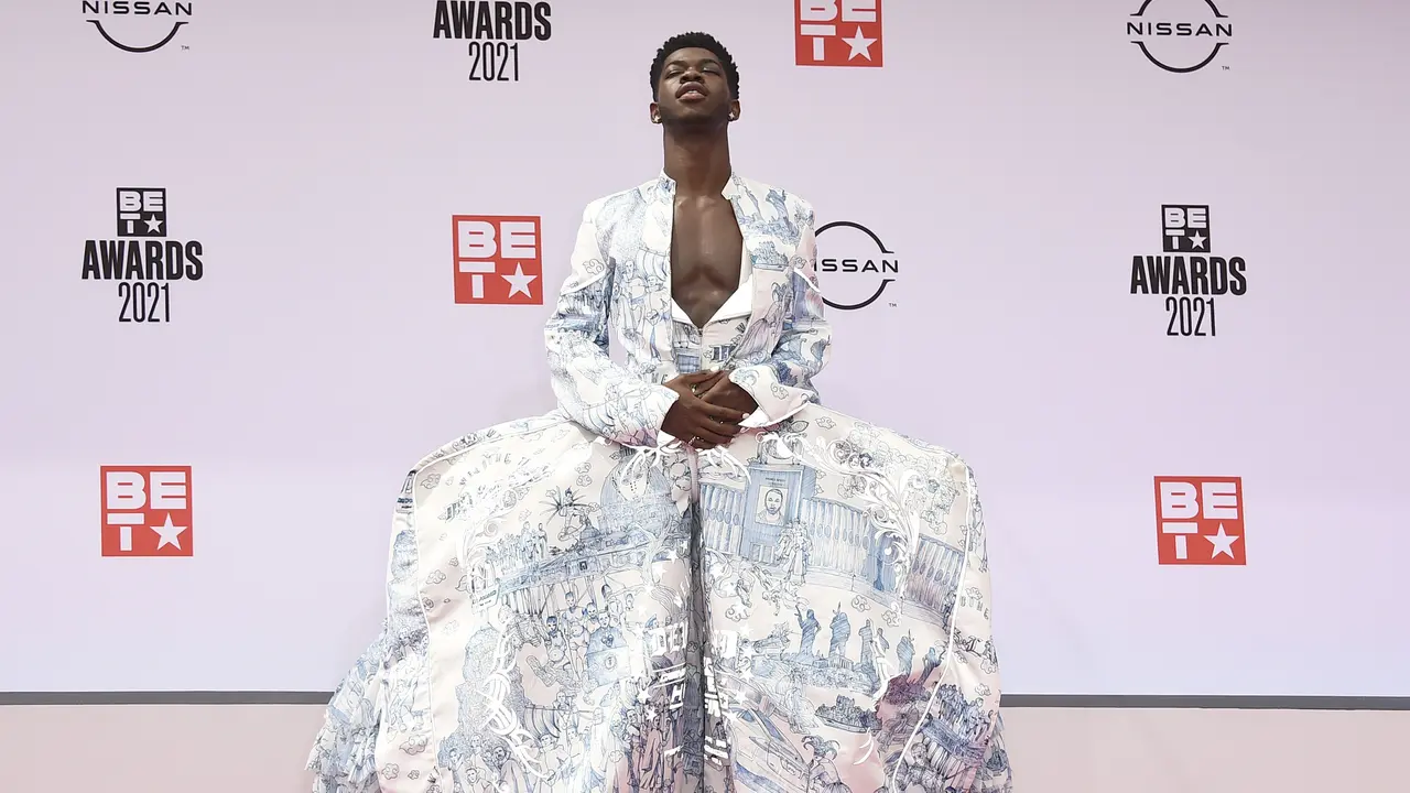 Lil Nas di BET Awards 2021. (Jordan Strauss/Invision/AP)