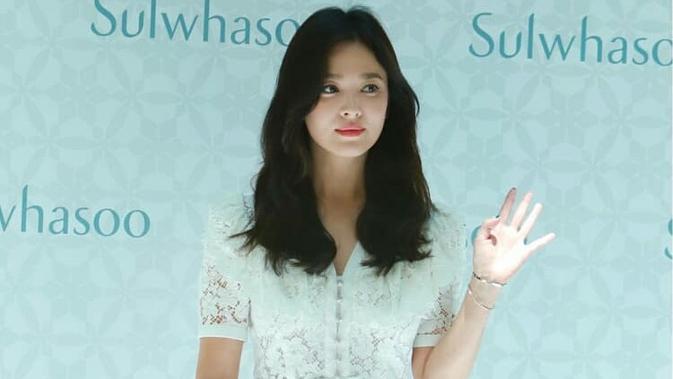 Song Hye Kyo (sumber: weibo/sulwhasoo)
