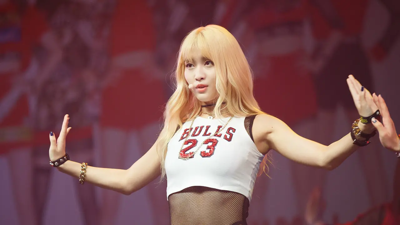 [Bintang] Momo TWICE