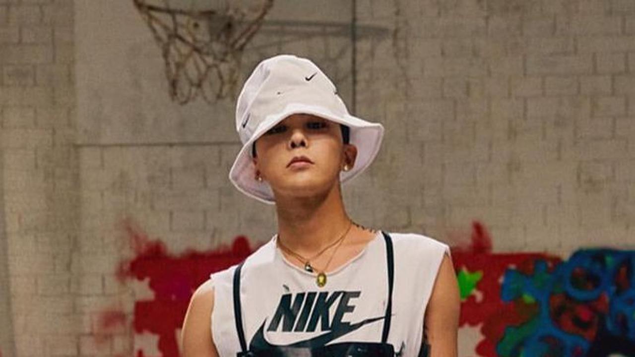 10. -Dragon - PEACEMINUSONE: King of K-Pop yang Juga Jadi King of Fashion