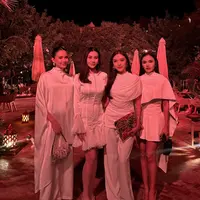 Aaliyah Massaid hadir dipernikahan sahabat. [@aaliyah.massaid]