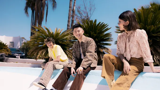 Warren Hue, Rich Brian, NIKI