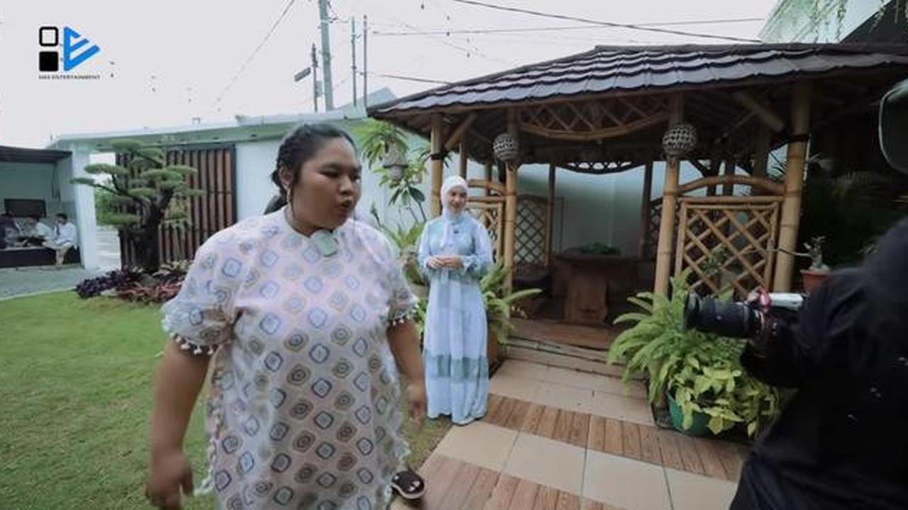 14 Potret Halaman Rumah Irish Bella dan Haldy Sabri, Estetik Bak Resort Pribadi