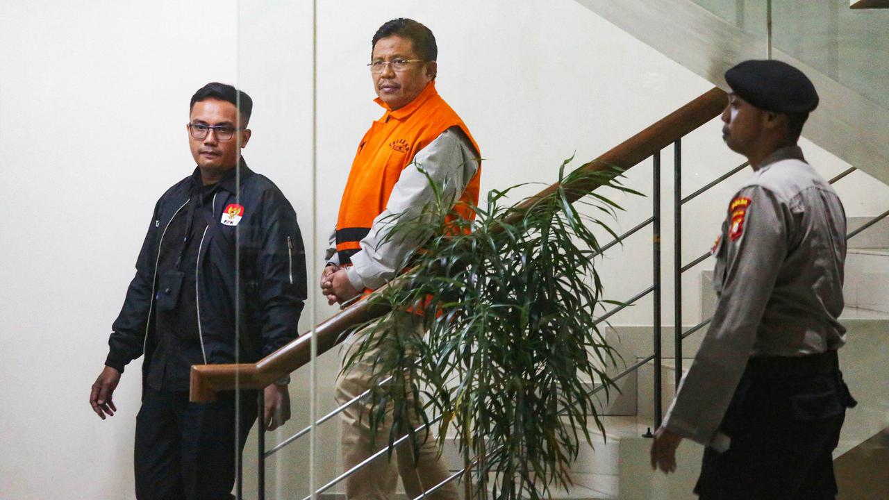 KPK Resmi Menahan Bupati Lombok Barat