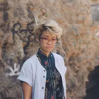 Beban memang akan selalu ada. Tapi, kamu juga punya batas maksimal beban hidup yang bisa kamu pikul setiap harinya. 