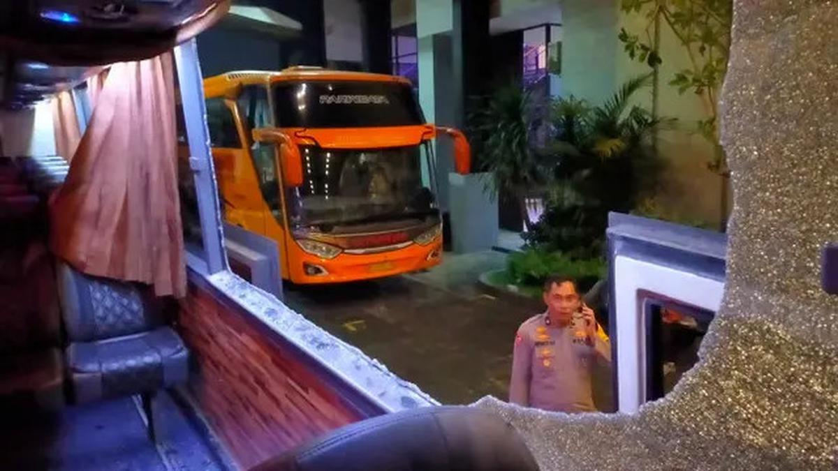 PSSI Kecewa dengan Insiden Pelemparan Bus Persik Usai Bertandang ke Markas Arema FC: Sampai Kapan Begini?