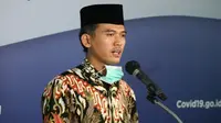 Sekretaris Komisi Fatwa MUI HM. Asrorun Ni'am Sholeh ajak umat muslim mendulang manfaat melalui ibadah Bulan Suci Ramadan 1441 Hijriah di tengah Pandemi COVID-19 di Graha BNPB, Jakarta, Senin (13/4/2020). (Dok Badan Nasional Penanggulangan Bencana/BNPB)