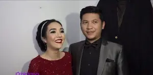Pasangan Gisella Anastasia dan Gading Marten merasakan ada hal yang istimewa pada Hari Raya Natal tahun ini. Kehadiran Gempi, membuat lengkapnya kebersamaan mereka di Hari Natal. Gisel pun sudah siap untuk memperkenalkan kisah sang sinterklas pada an...