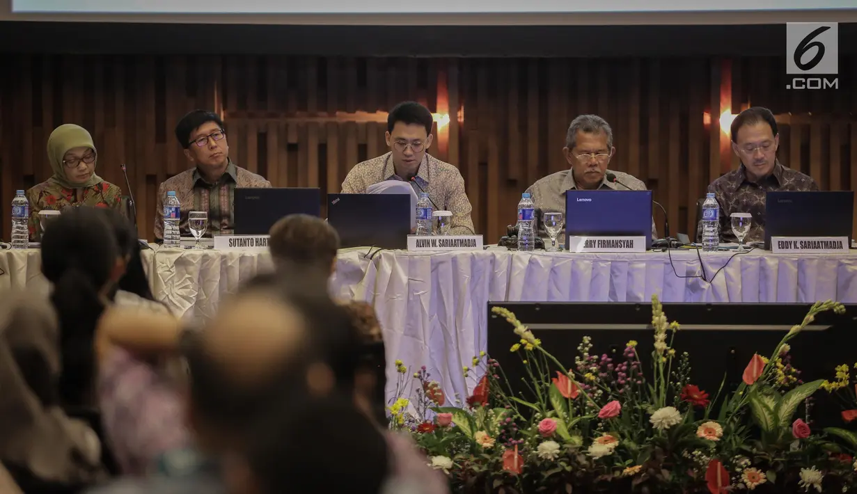 Suasana saat Rapat Umum Pemegang Saham Tahunan (RUPST) PT Elang Mahkota Teknologi Tbk (EMTK) di SCTV Tower, Jakarta, Kamis (18/5). EMTK akan membagikan dividen sebesar Rp 40 per saham dari laba bersih tahun buku 2016. (Liputan6.com/Faizal Fanani)