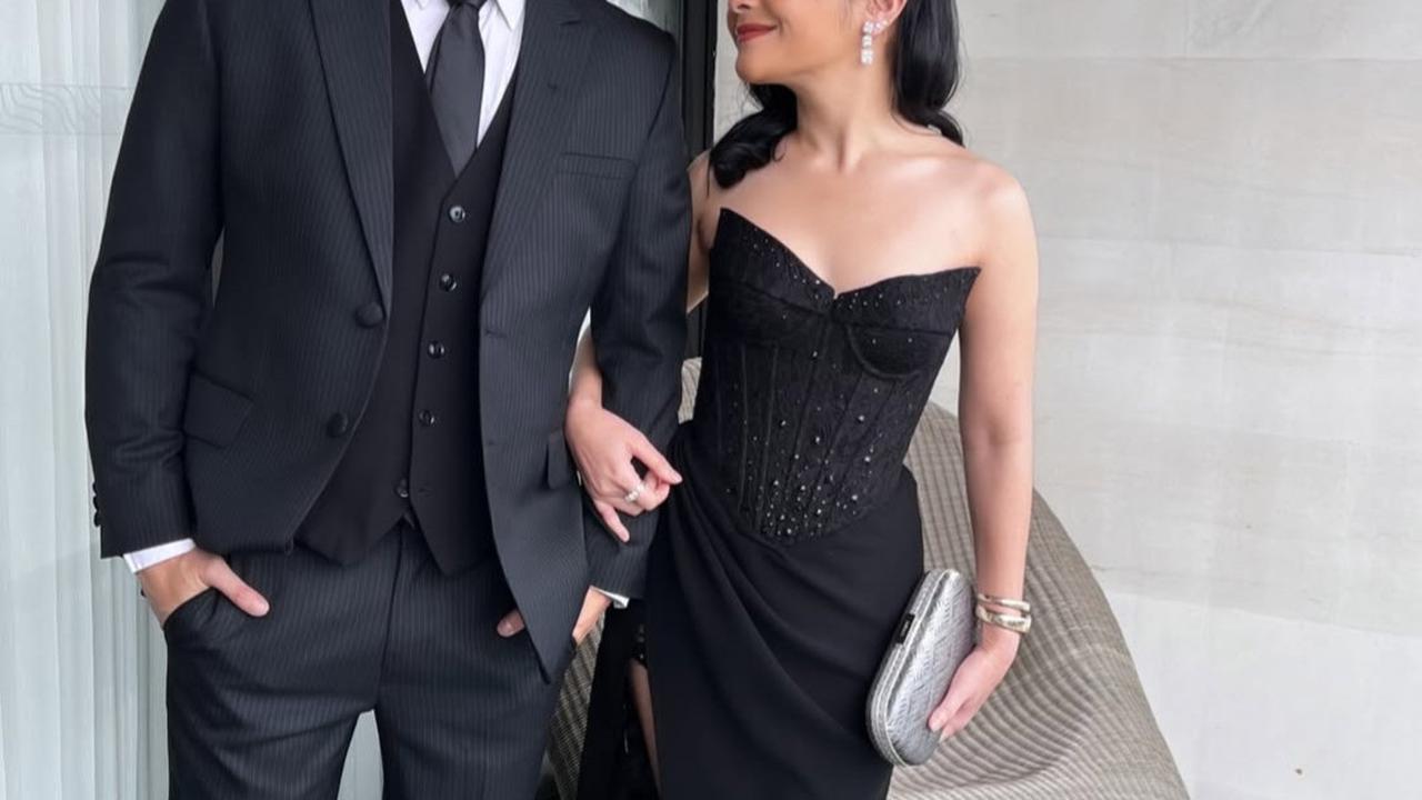 Potret Prilly Latuconsina & Omara Esteghlal Hadiri Resepsi Pernikahan Angga Yunanda, Serasi Berbusana Serba Hitam